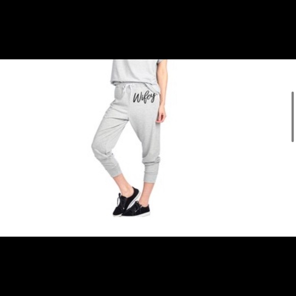 Wifey sweats - Picture 2 of 2